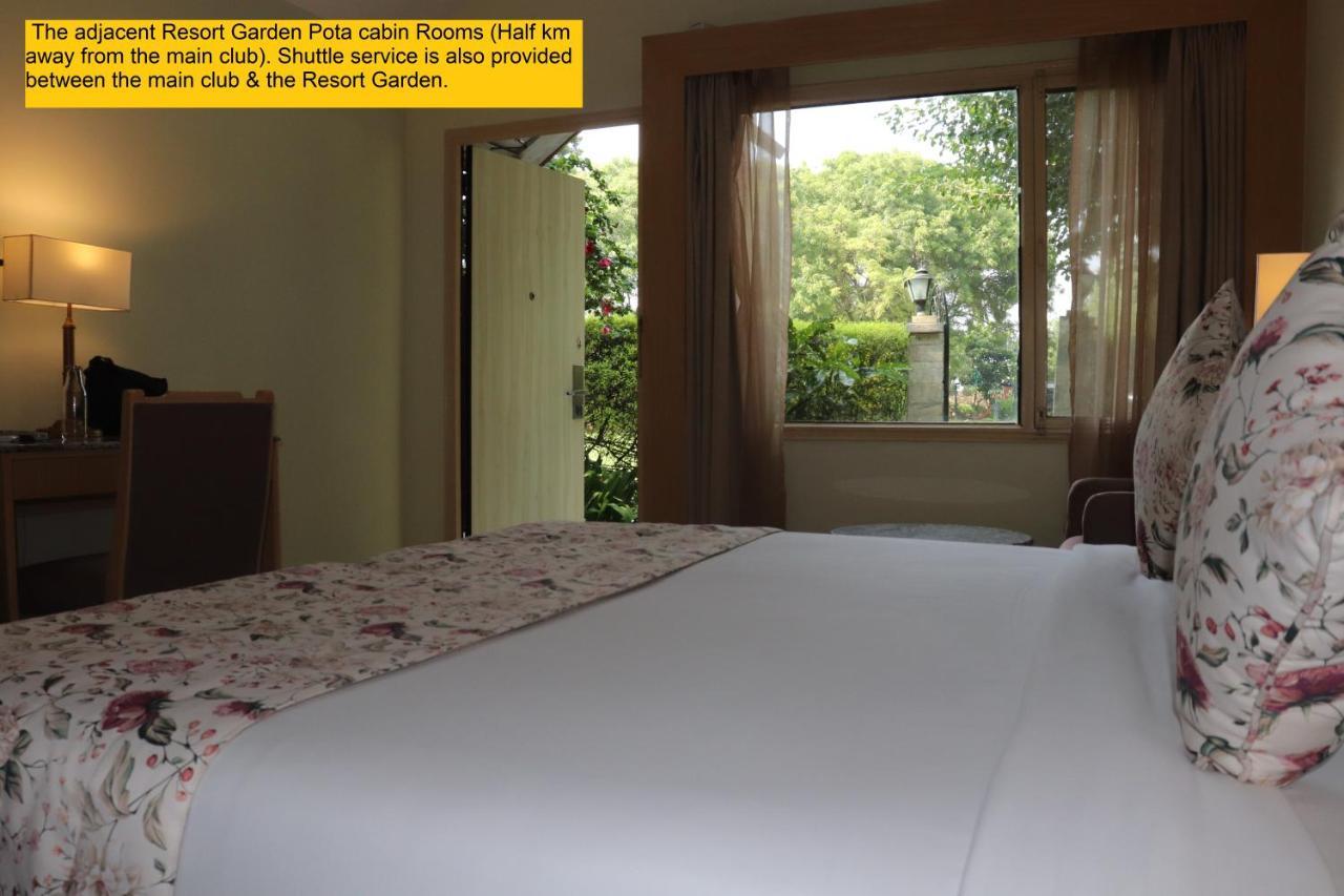 Best Western Resort Country Club Gurgaon Exterior foto