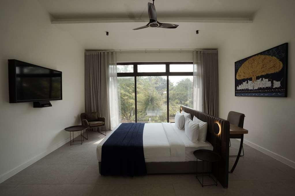 Best Western Resort Country Club Gurgaon Quarto foto