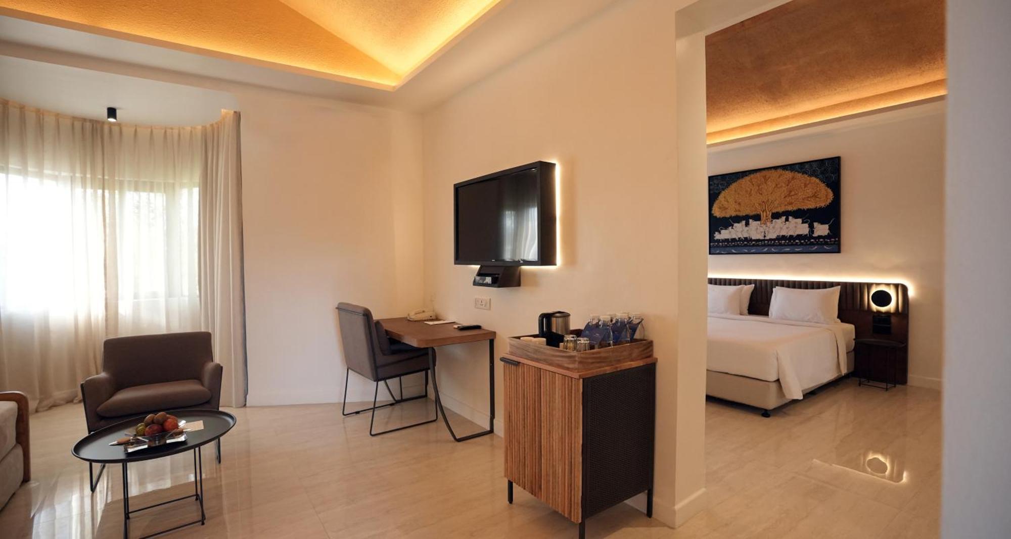 Best Western Resort Country Club Gurgaon Exterior foto